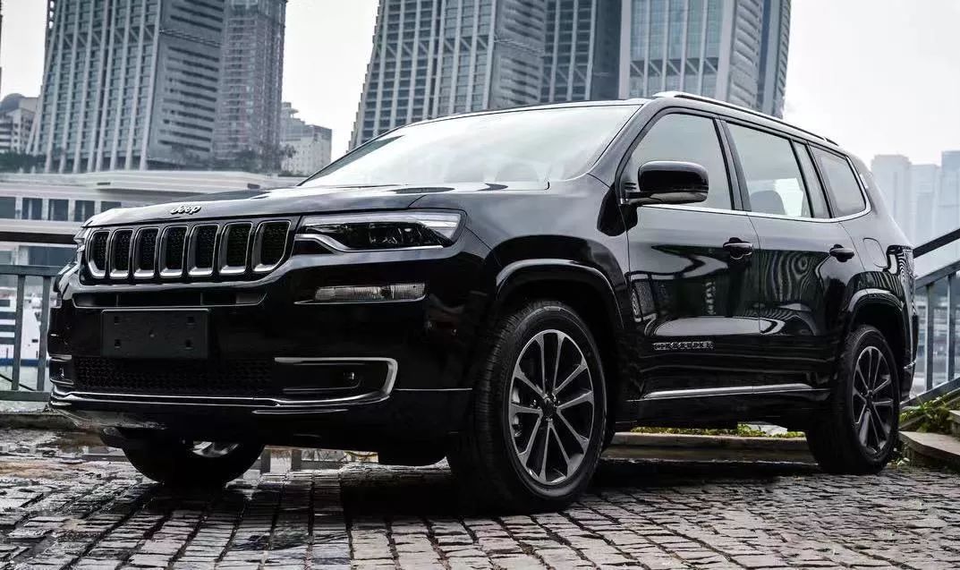 「卖情怀」的Jeep，为何重庆人很爱开？