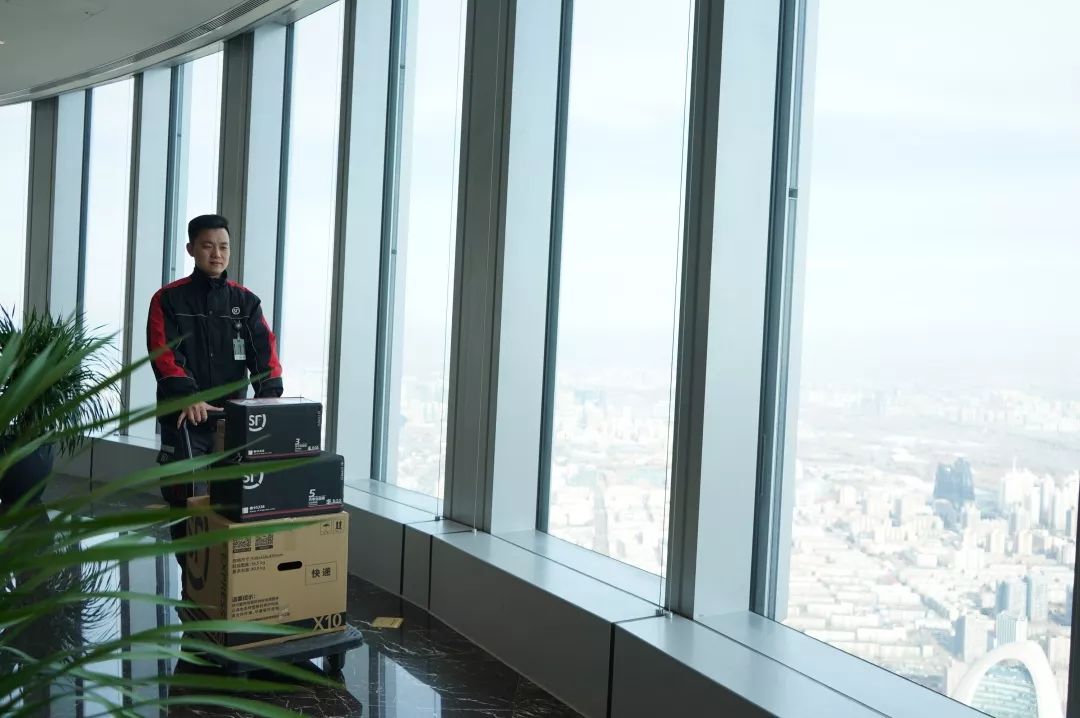 今天,顺丰入驻北京第一高楼