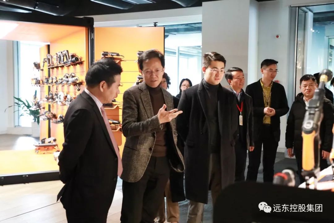 蒋锡培蒋承志率队参访宝时得集团