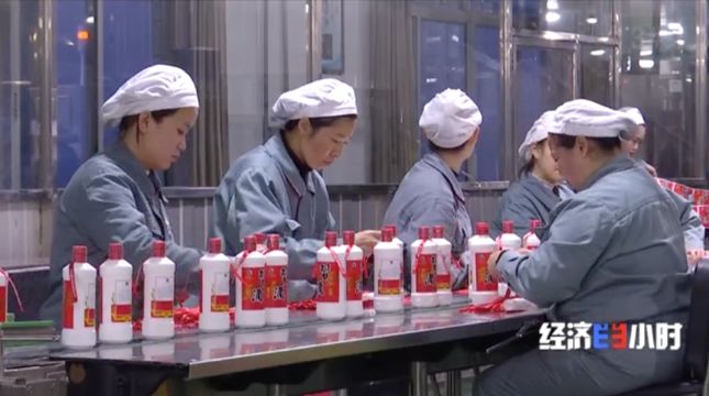 1个茅台＂指标＂400元？炒酒投资3000万 豪饮变豪