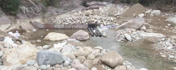 央视:农夫山泉有点烦 用真相廓清迷雾