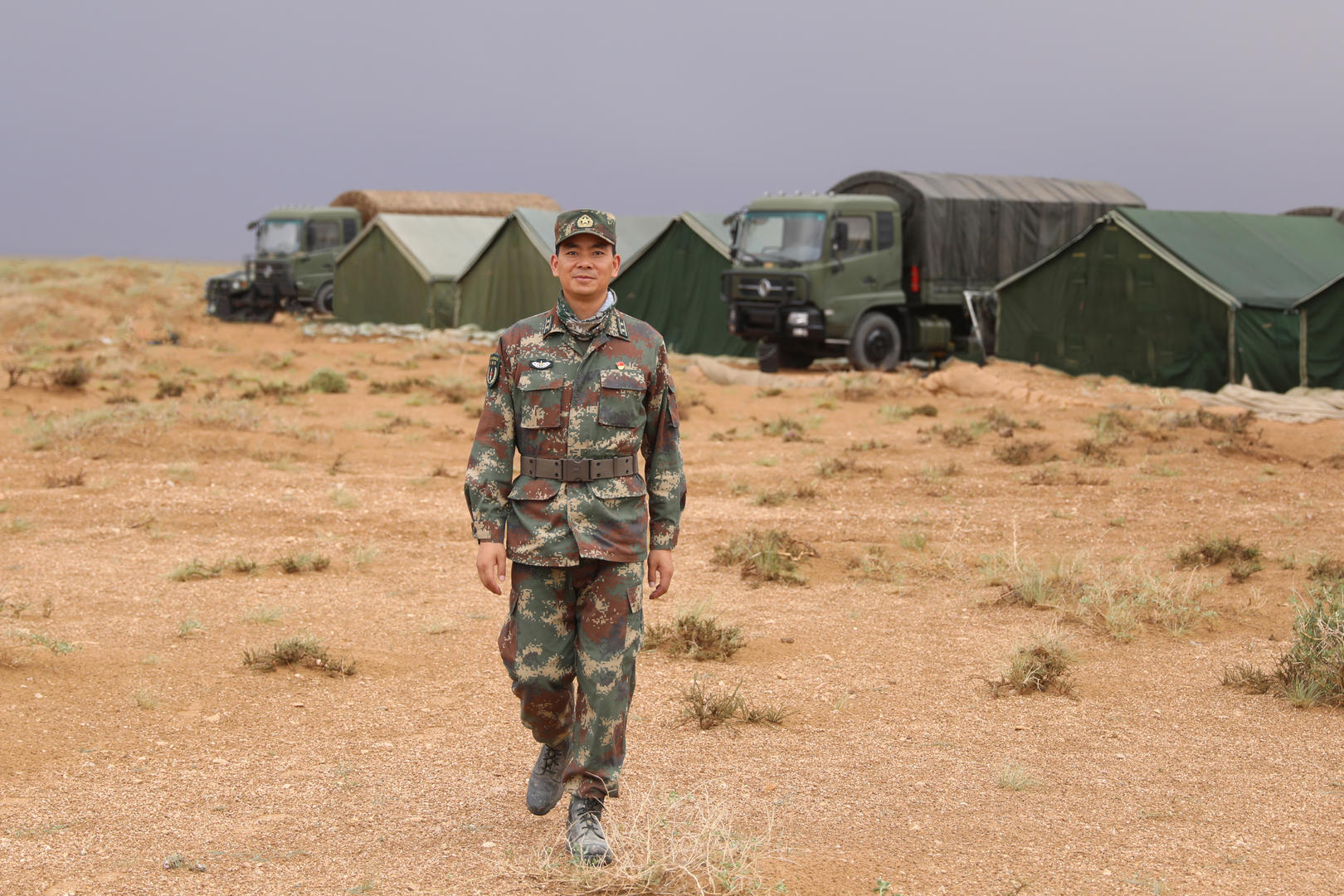 火箭军军官突发疾病倒在战位:生前参与发射导弹45发