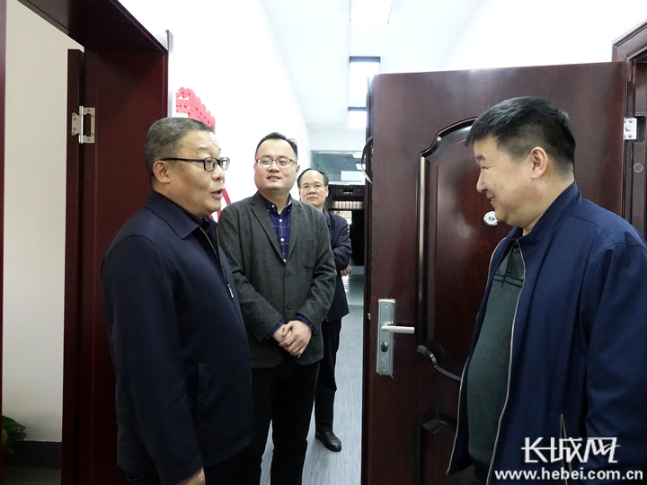 戎阳到长城新媒体集团邢台记者站调研慰问