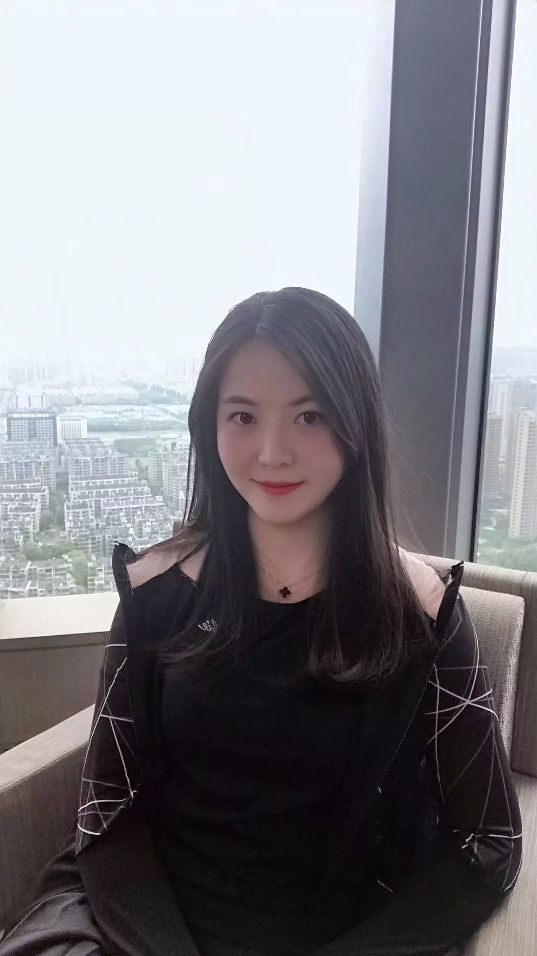 图片来源:界面新闻资料显示,彭敏,女,汉族,1985年生,硕士学历.