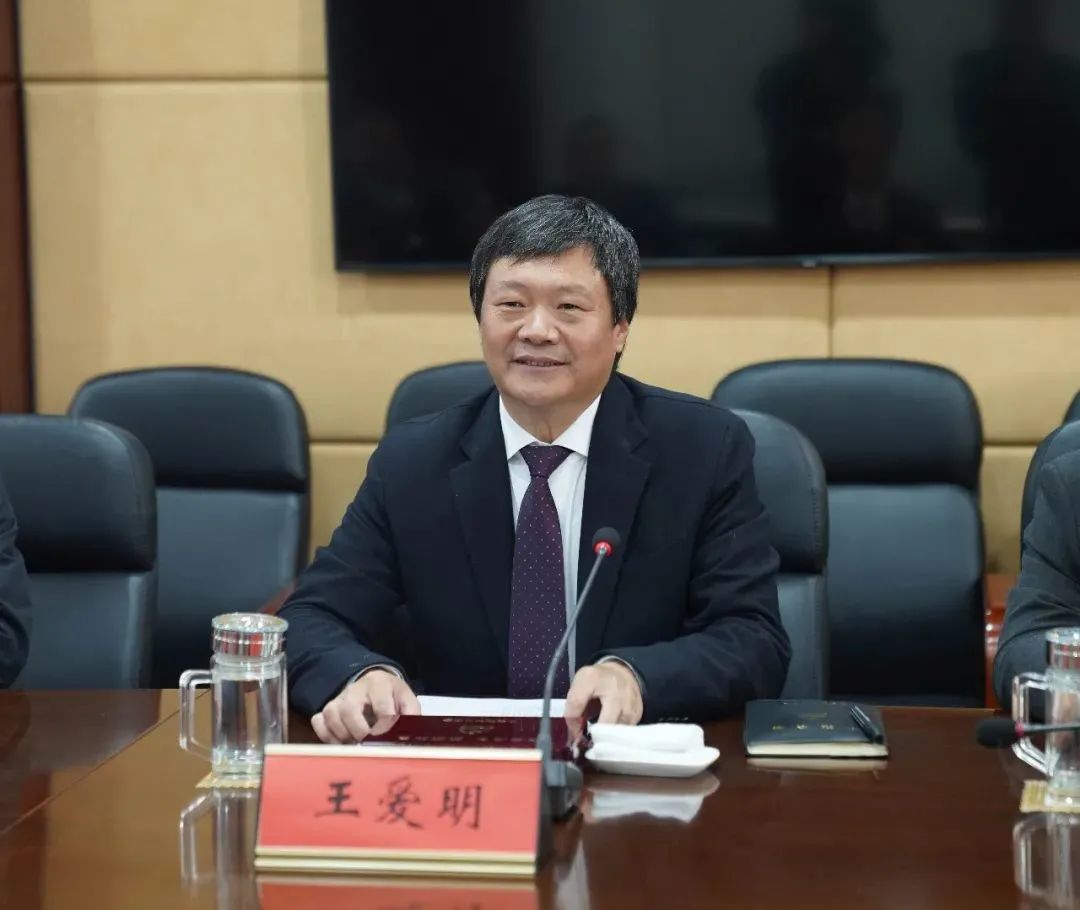 梅河口市委书记王爱明讲话金雄在讲话中表示,到梅河口实地考察学习