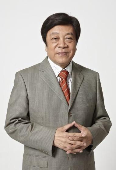 的开场白响起,这饱含情感,富有磁性的声音已经成为赵忠祥的标志性符号