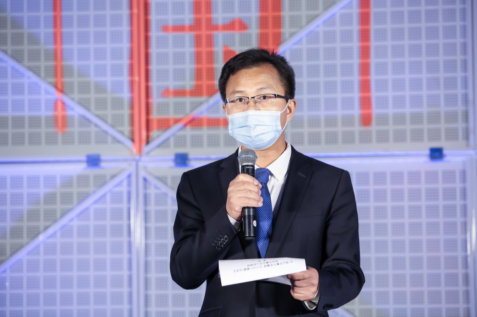 成都市郫都区人民政府副区长蒲斌在开集仪式上致辞