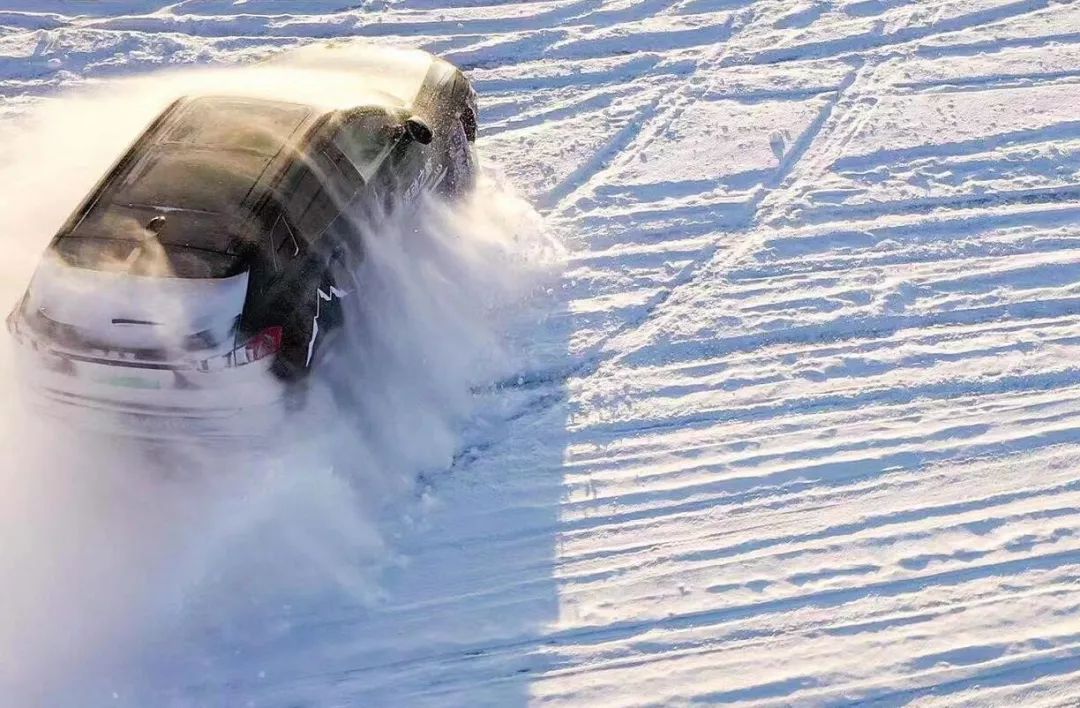 跨越万里河山 挑战酷暑严寒 vv7混动很强