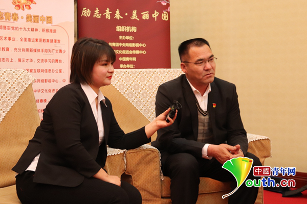 2020中国青少年网络春晚唱响"中华儿女一家亲"