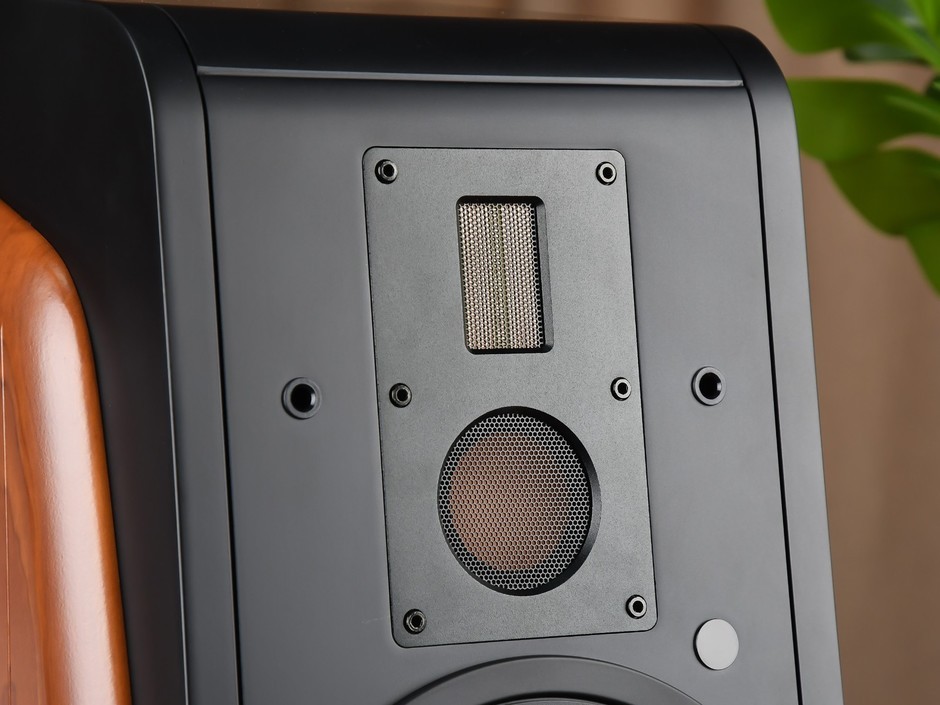 大经典再创传奇惠威m500有源音箱图赏