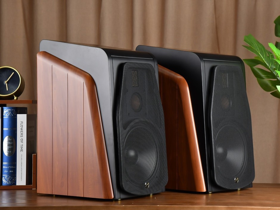 大经典再创传奇惠威m500有源音箱图赏