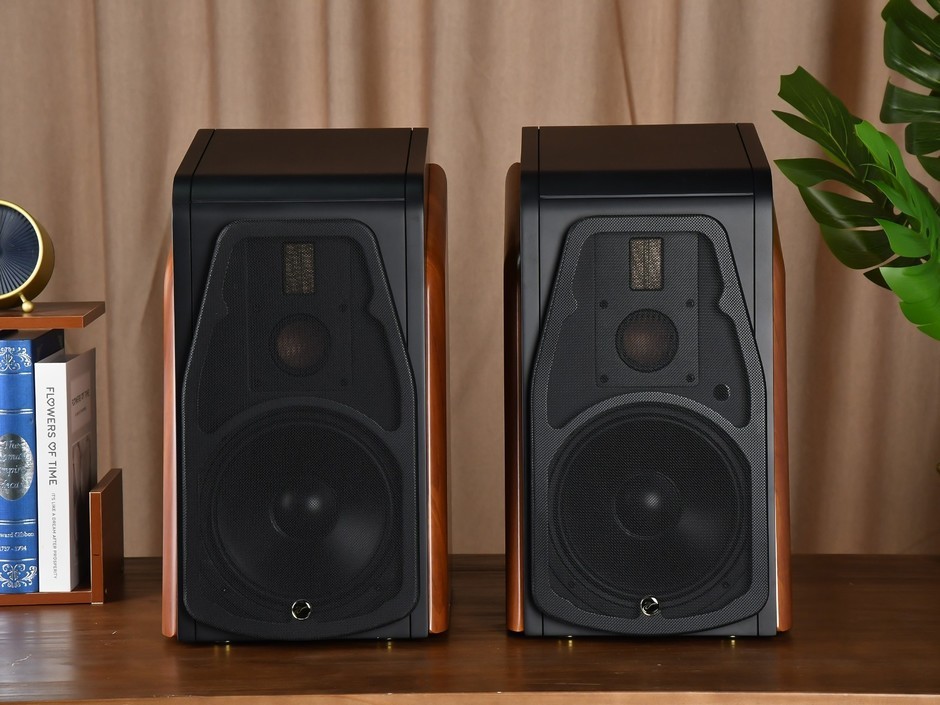 大经典再创传奇惠威m500有源音箱图赏