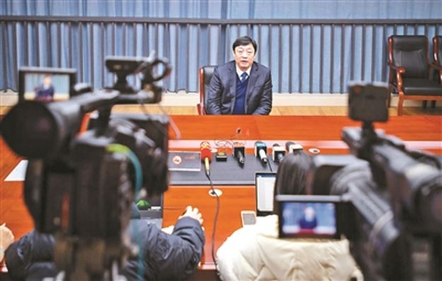 �人�о����͹�״������Ⱦ�ķ����ۺϷ��ع���������ʣ�ͼ���»��磩