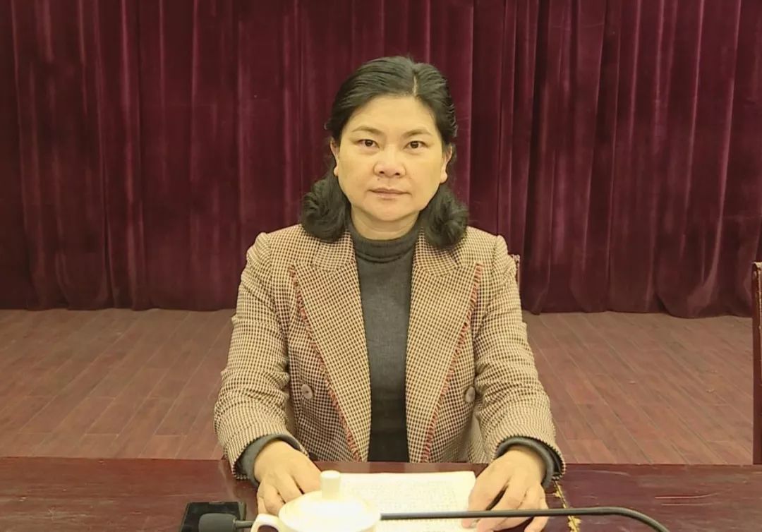 头条|冷水江传达学习省"两会"精神 力争一季度取得"开门红"