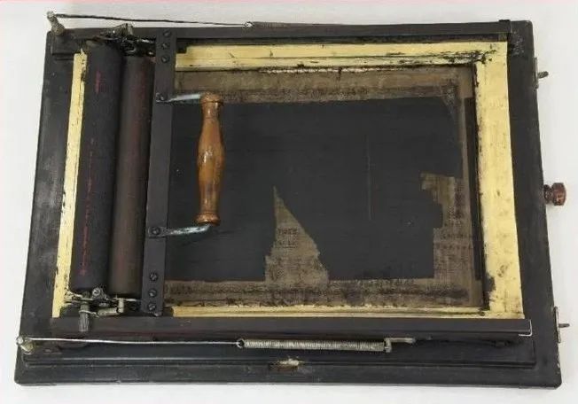 【图31】蜡纸油印机