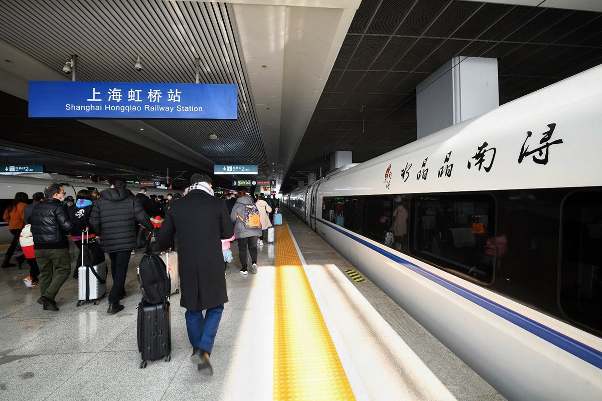 城事|"水晶晶南浔"高铁列车在上海虹桥站首发