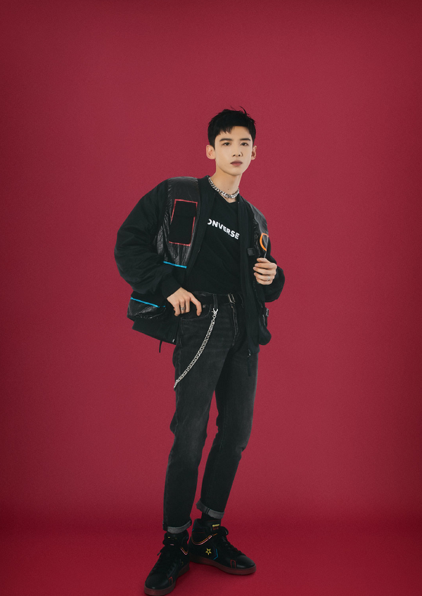 白敬亭难得代言匡威,却穿出了上万块的高级感:吃土也要买同款