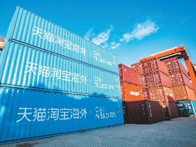 天猫海外船舶运输专线的开通，进一步推动了国货“出海”。 （阿里巴巴供图）