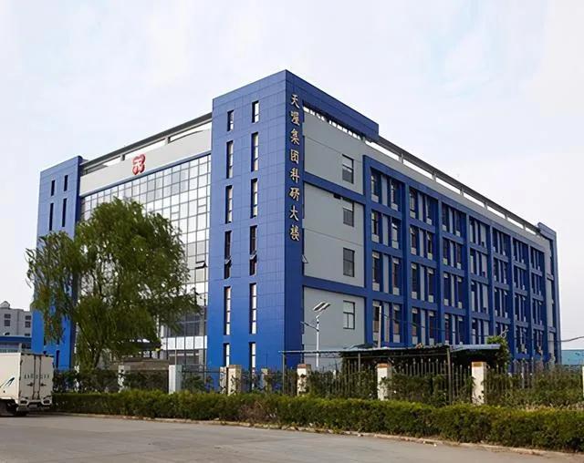 天喔困局：港交所退市创始人失联 食品安全问题频发