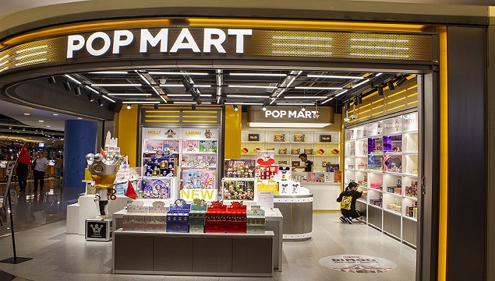 泡泡玛特上市首日收涨79% 爆款IP收入透出危险信号