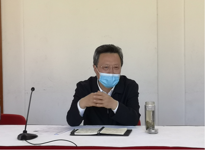 12月9日,驻埃塞俄比亚大使赵志远会见中国援埃医疗队队长刘瑞强,欢迎