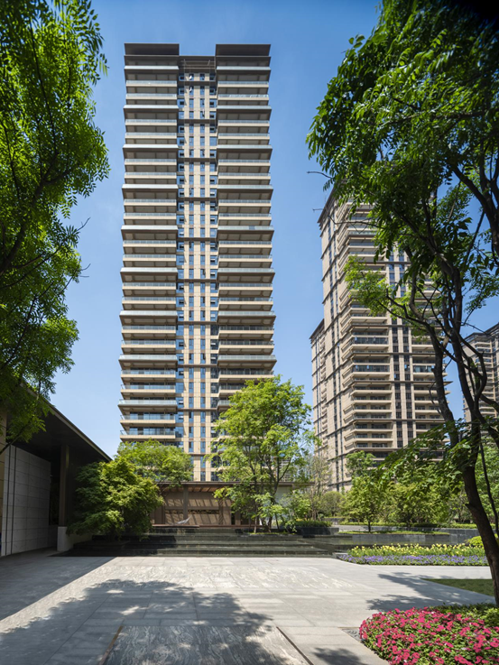 图:中国铁建地产成都代表项目展示-成都西派国樾