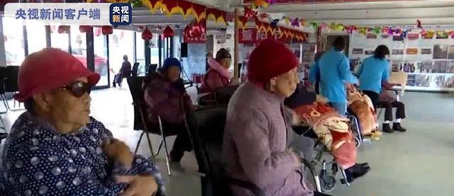 老人住院 子女每年可享10-20天护理假 昆明新条例明年起实施