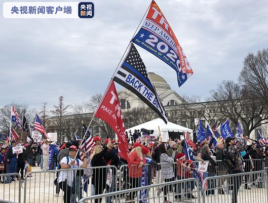 △图为12日抗议 记者刘旭拍摄