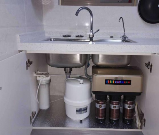 市场差价大这些厨下式净水器都有什么区别