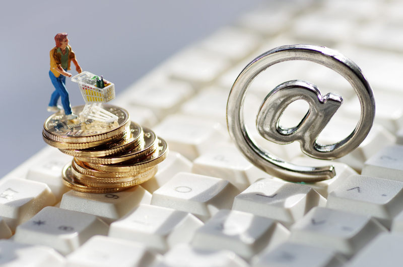 银保监会《互联网保险业务监管办法》:明确持牌经营