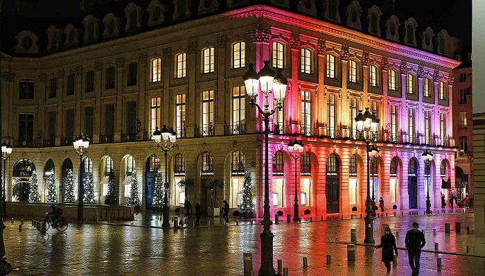 既想圣诞团聚又要防疫 欧洲国家会怎么做？