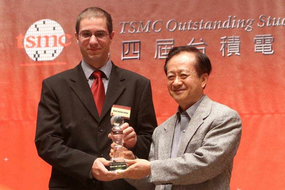 中芯国际 再经不起内讧