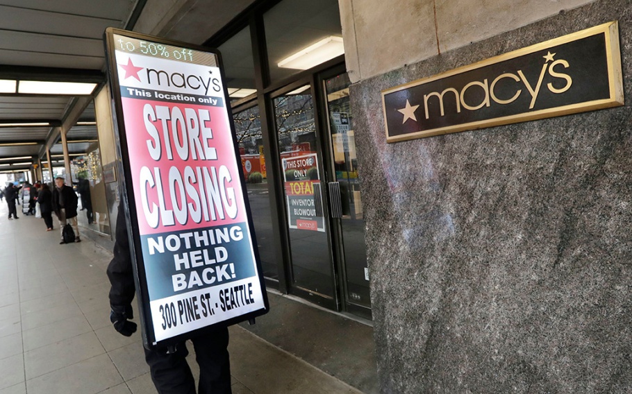 △疫情期间，梅西百货公司债务压力加剧 图片来源：彭博社