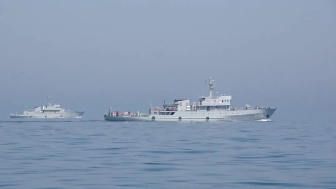 东港舰信号兵高艺深参军来到部队后,因为对新环境不适应,心里产生落差