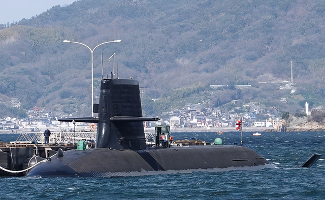 日本苍龙级潜艇(资料图)