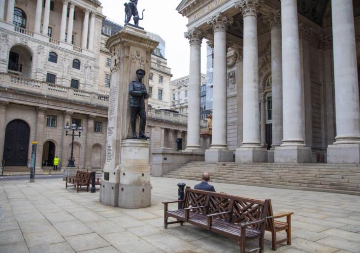 英国央行今将召开议息会议 但英镑交易员的关注点显然已不在此