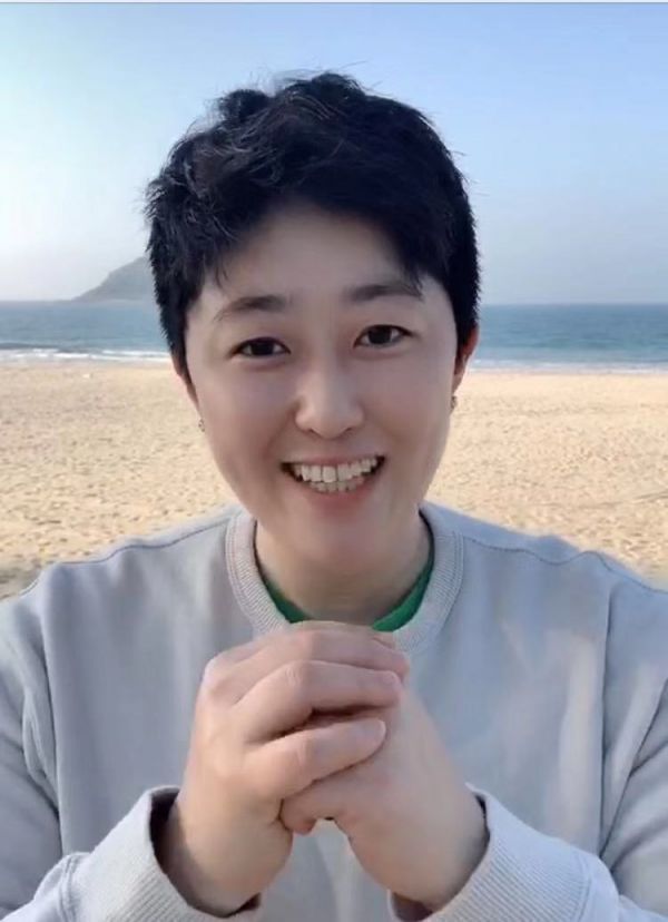 祝家乡人民新春快乐 城市活力建设日新月异|徐梦桃|王越古_新浪新闻