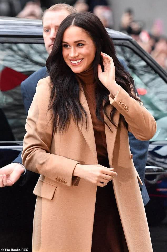 卢森堡前王妃发旧照再次力挺梅根同是平民嫁入王室泰西更酷