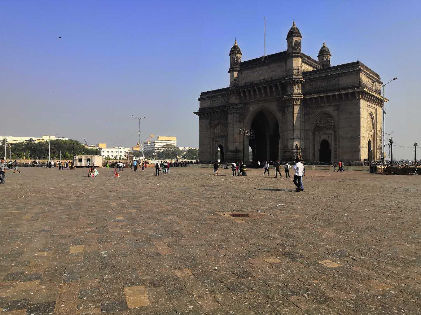 孟买gdp多少_曾比肩孟买的肮脏城市:空气污染无法生存,如今GDP是孟买3倍!(2)