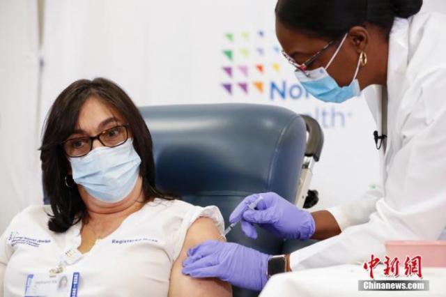 谁先接种新冠疫苗？美国得州、佛州与CDC建议唱反调