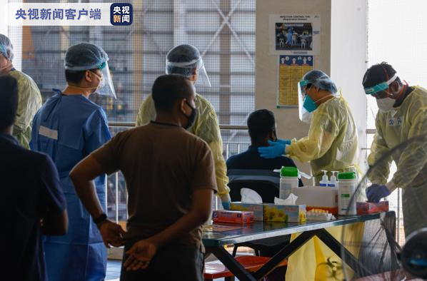 △图为新加坡新冠病毒检测站