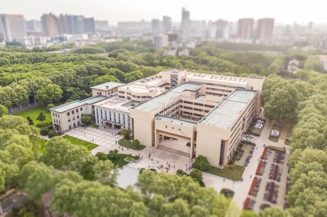 你曾披星戴月必将凯旋而归