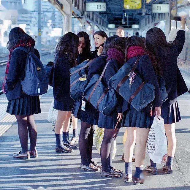日本学校公开检查学生内衣 日本 日本学校 新浪科技 新浪网 日本学校公开检查学生内衣 日本 日本学校 新浪科技 新浪网