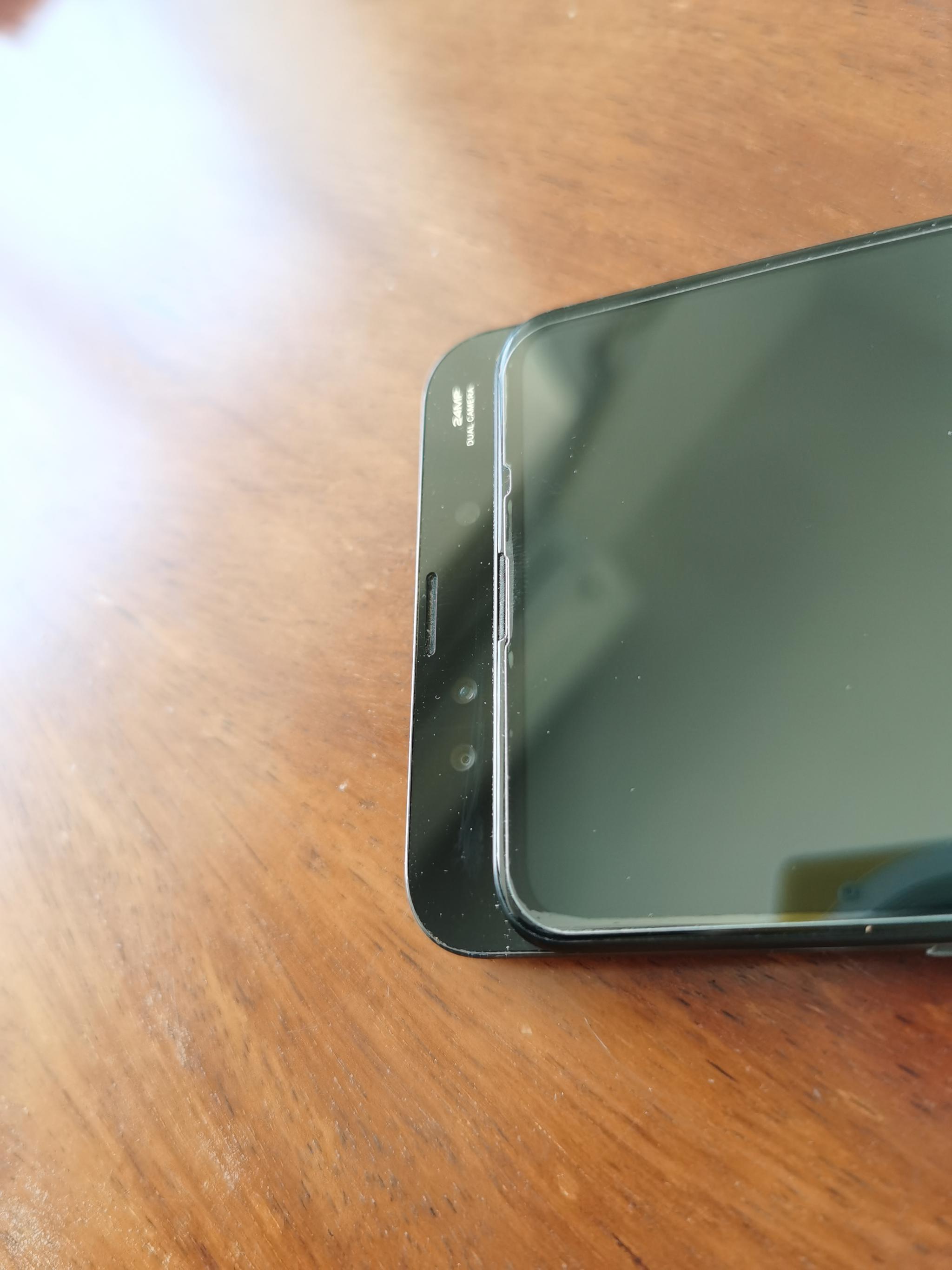 小米11的"史上最贵屏幕",半年后或平平无奇