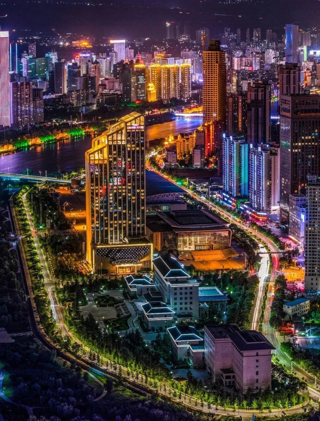 夜太美爱上这样的夜兰州