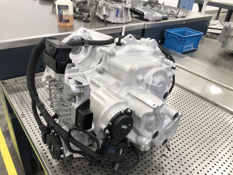 6dct270变速箱下线——东风格特拉克建成t4自主研发能力