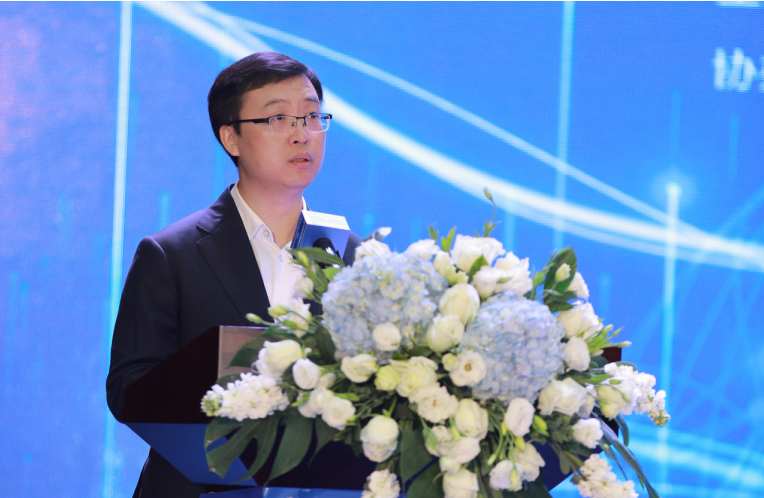 (图说:深智城董事长余锡权在发布会上致辞)