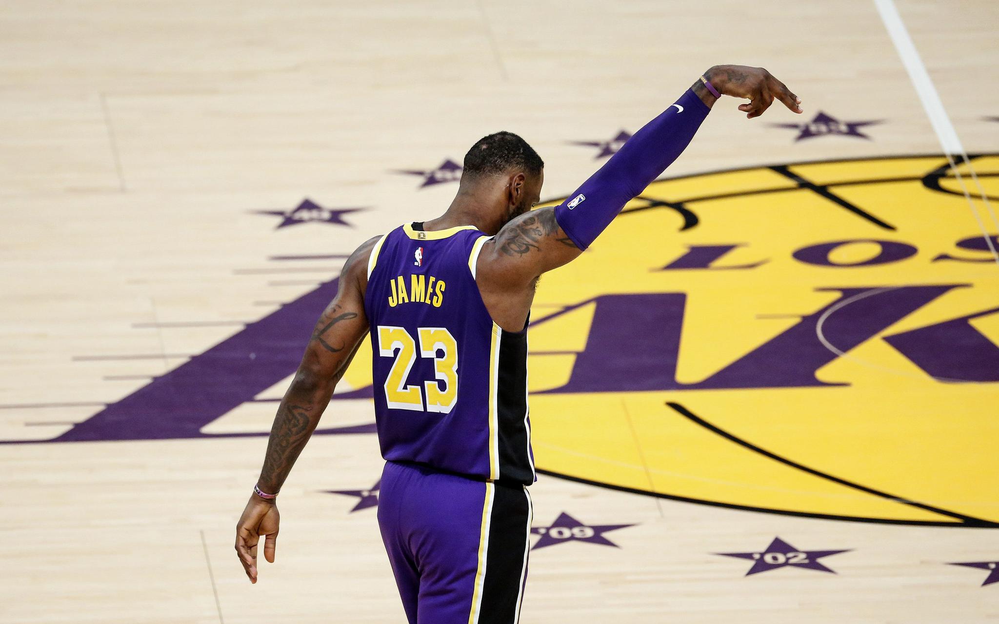 新春期间nba天天都有焦点战,洛城德比最受关注|德比|篮网_新浪新闻