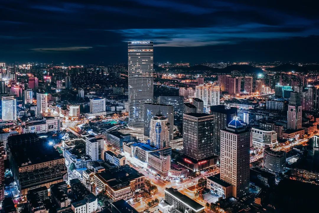 徐州鼓楼区夜景(图源:图虫创意)