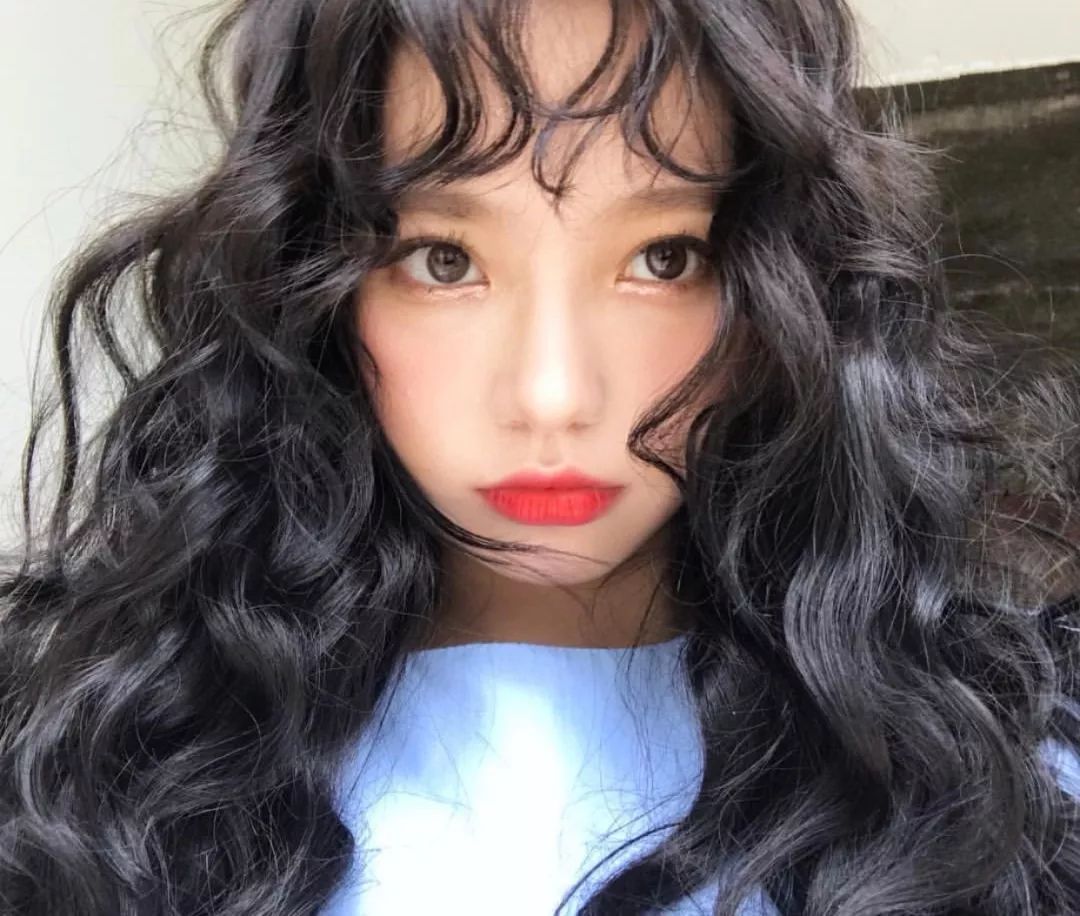 2020最流行发型羊毛卷蛋卷头木马卷超显脸小的4款发型